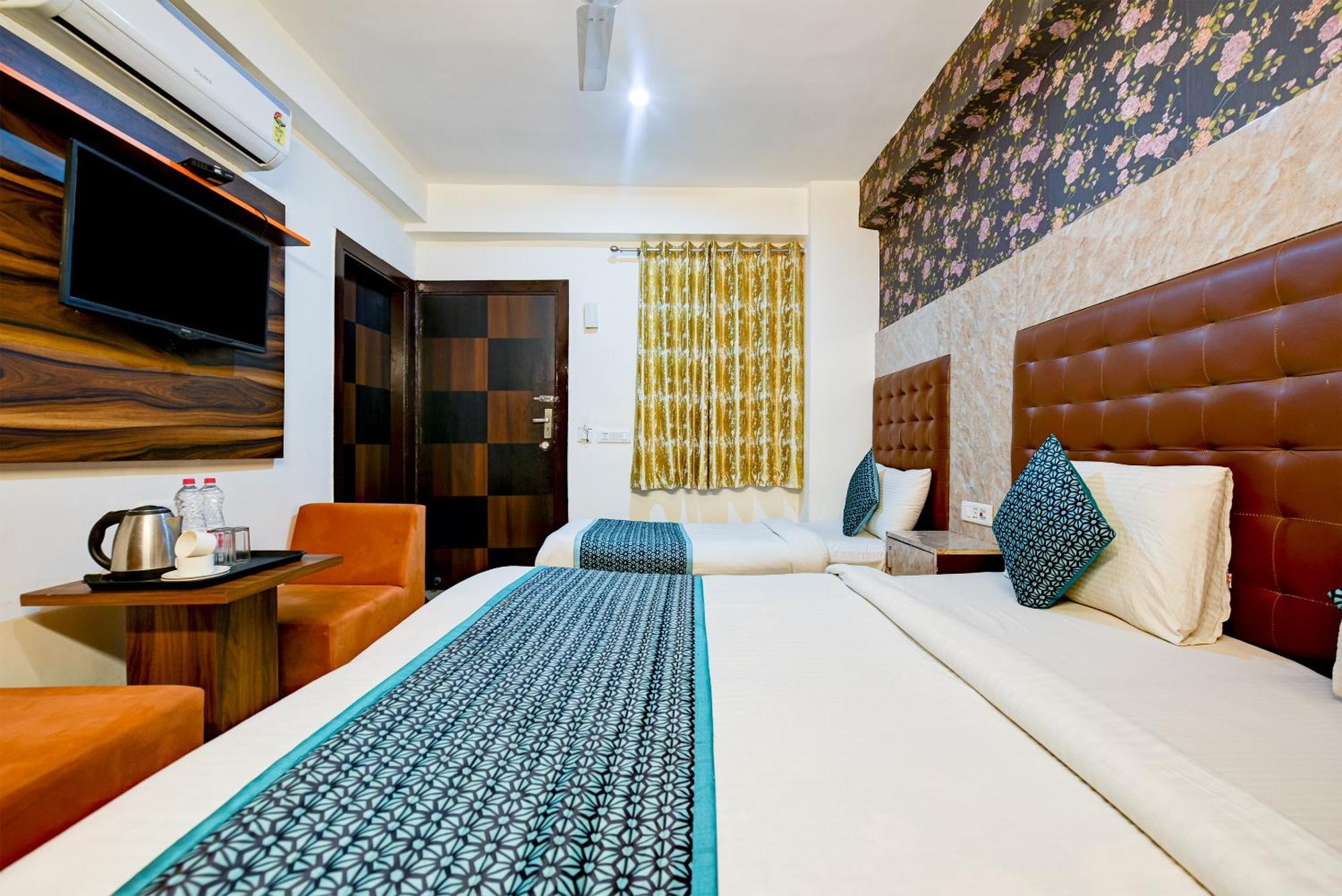Hotel Square Plaza At Airport New Delhi Eksteriør billede